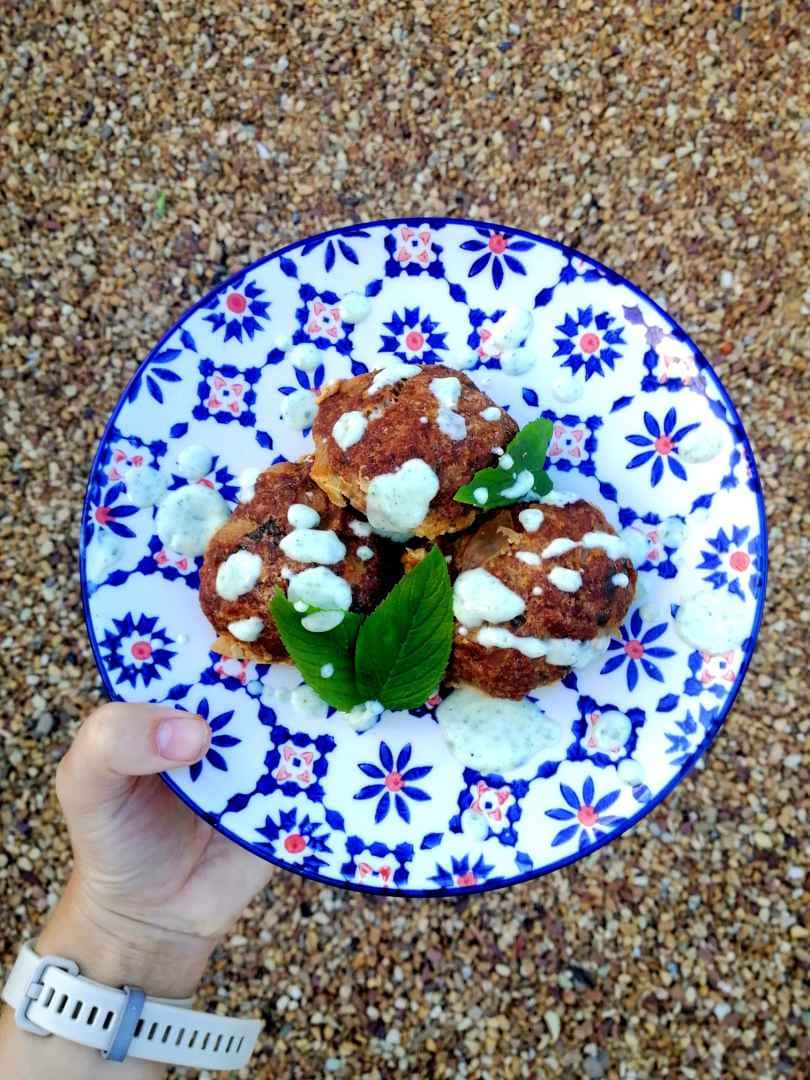 Curried Meatballs with Mint-Yoghurt Dressing