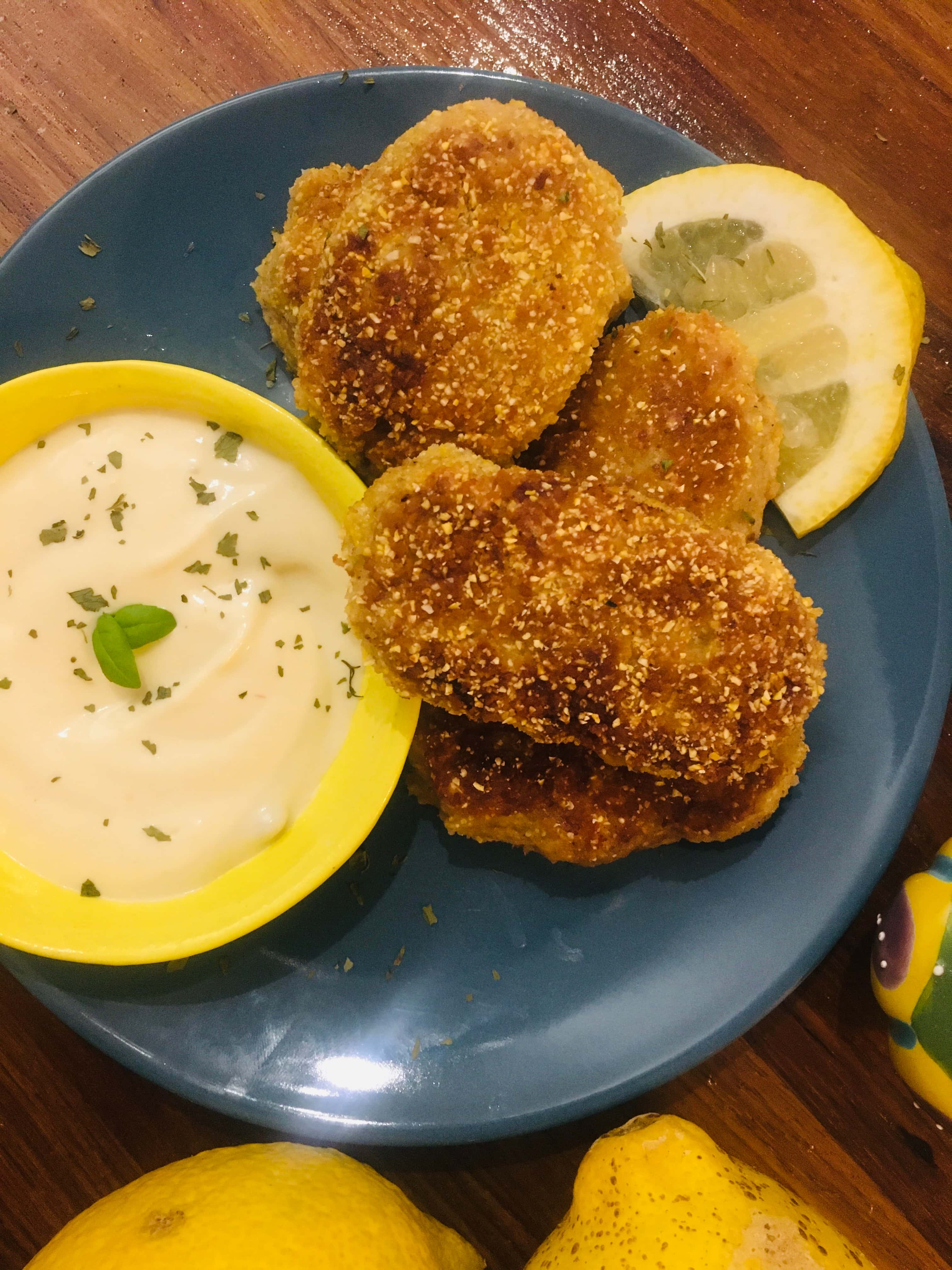 Crispy Tuna Fish Cakes with Tangy Dressing